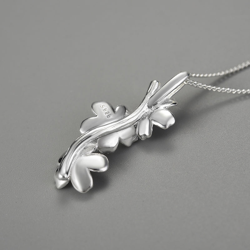 Sterling Silver Forget-me-not Flower Pendant Necklace