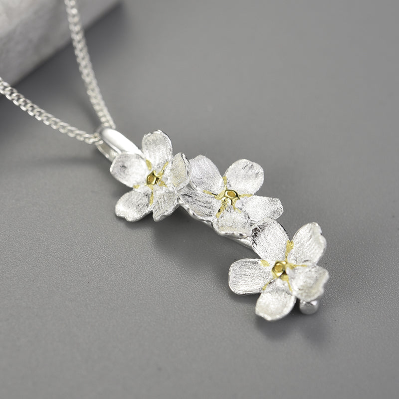 Sterling Silver Forget-me-not Flower Pendant Necklace