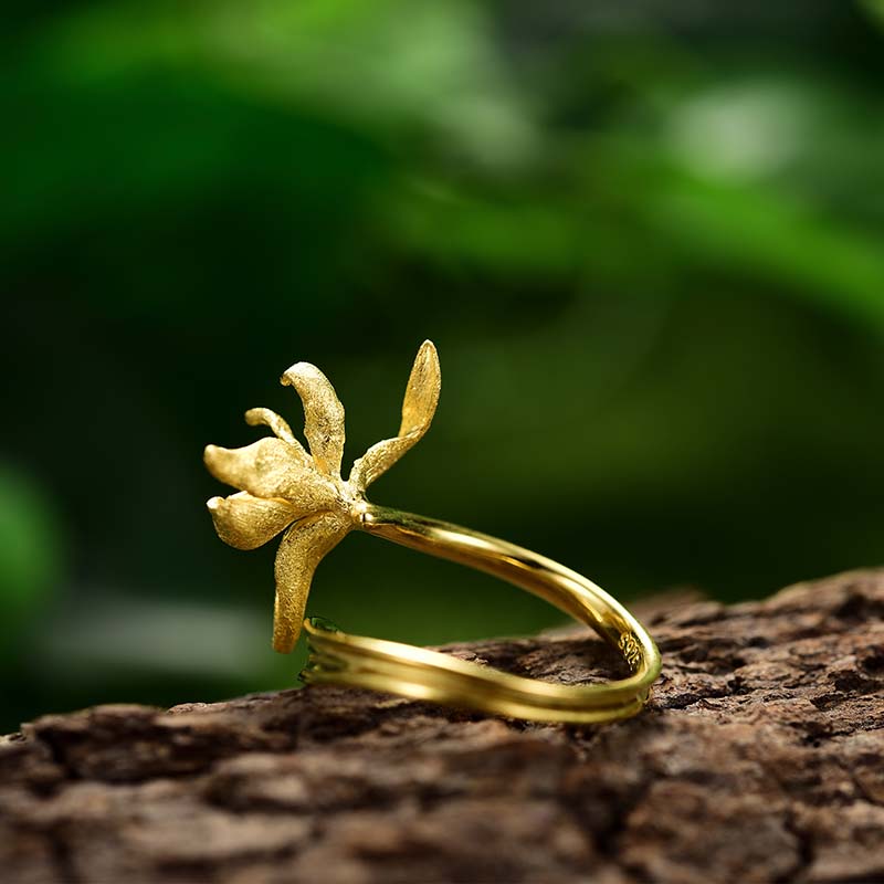 Elegant Iris Flower Leaves Adjustable Ring