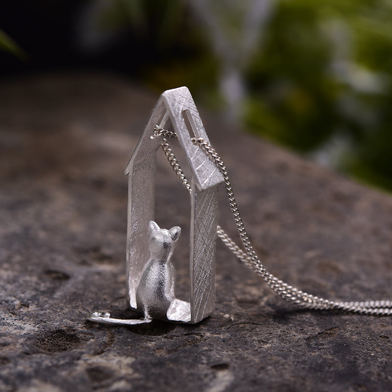 Sterling Silver Lovely Gazing Kitty Pendant (Chain not included)