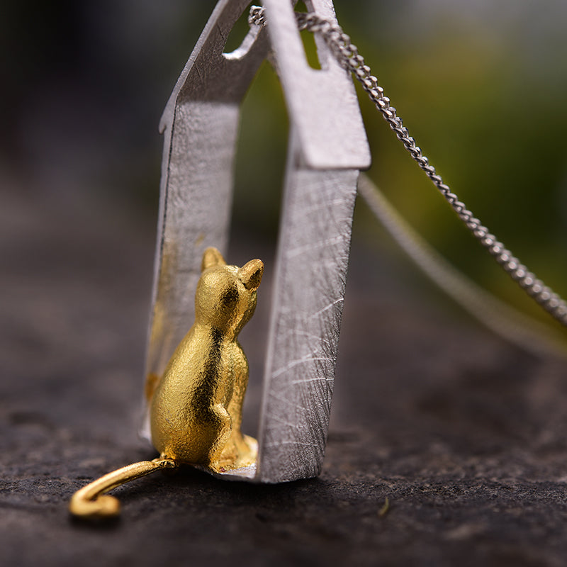 Sterling Silver Lovely Gazing Kitty Pendant (Chain not included)