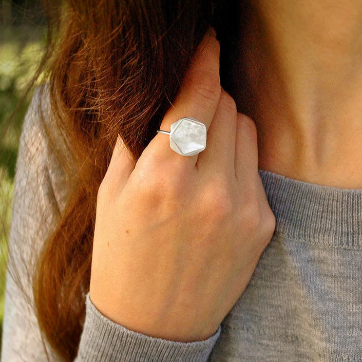 Sterling Silver Five-Point Harmony Natural Shell Ring