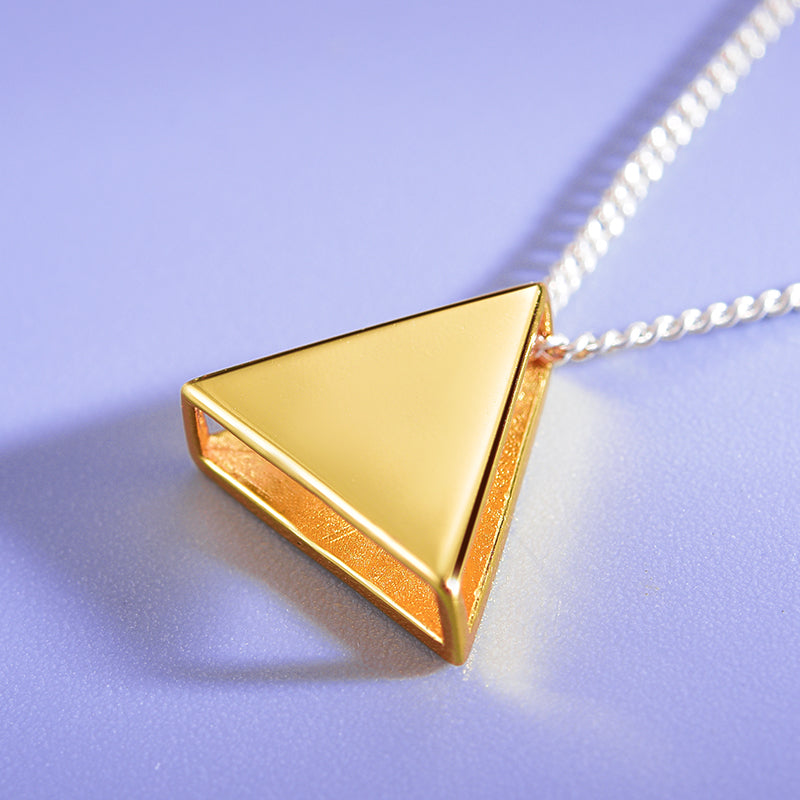 Minimalism Triangle Pendant (without Necklace)