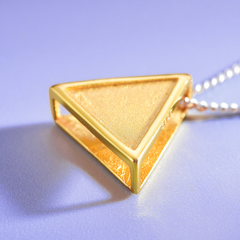 Minimalism Triangle Pendant (without Necklace)